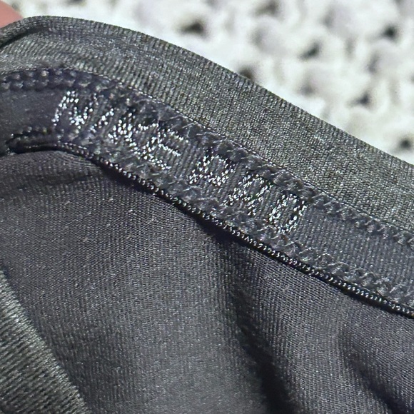 NIKE PRO Dri Fit Gray Shirt Sz S #70 30%off w 🩷 or 1/2 off w bundle 2+ - Picture 4 of 5